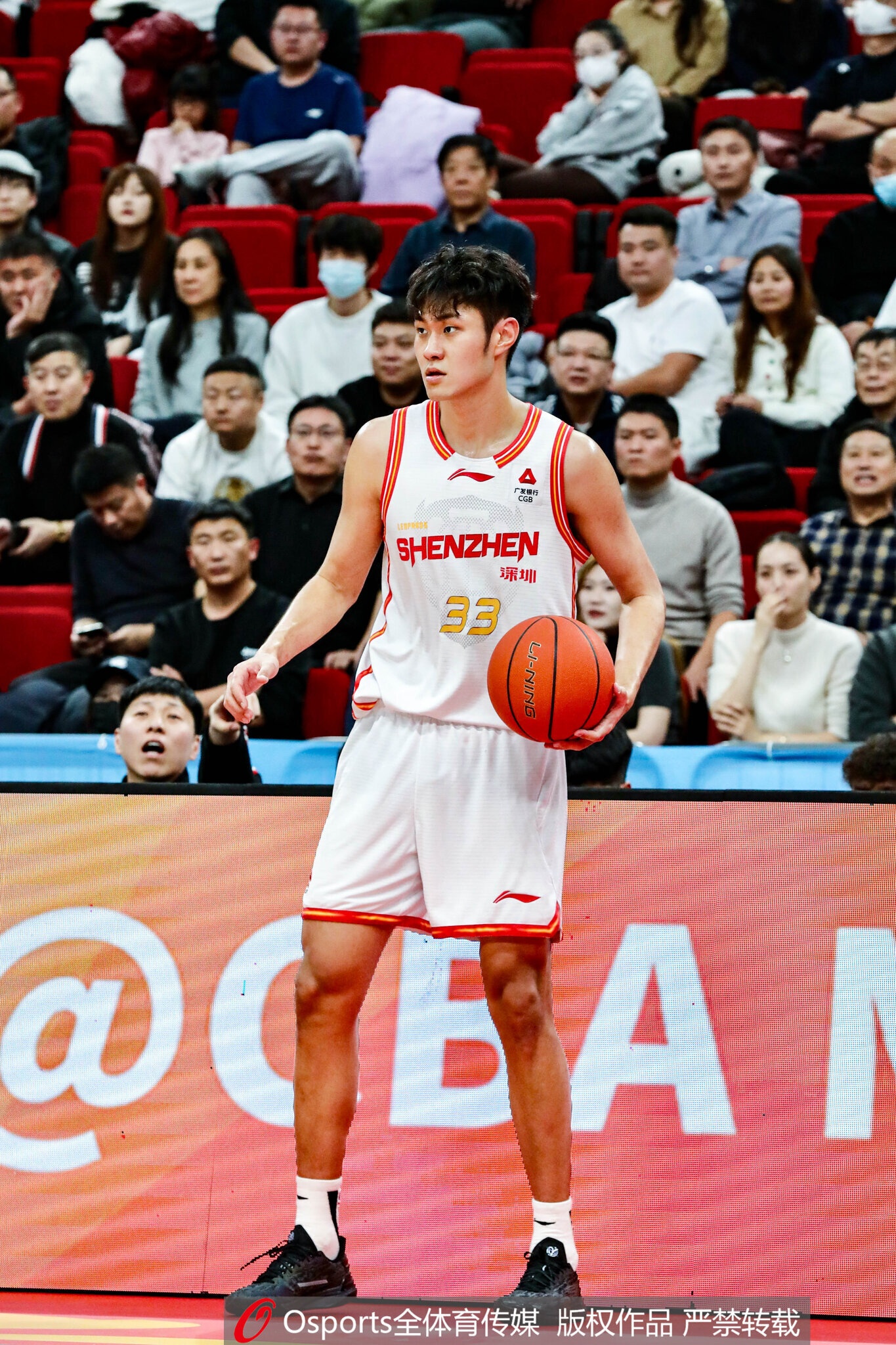 媒体人：王浩然的伤还没好透 为了球队提前复出 全场一分钟都没歇